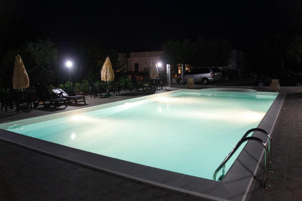 L'isola Felice E Trulli Sotto Le Stelle Bed & Breakfast