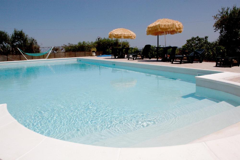 Bed & Breakfast L'isola Felice E Trulli Sotto Le Stelle