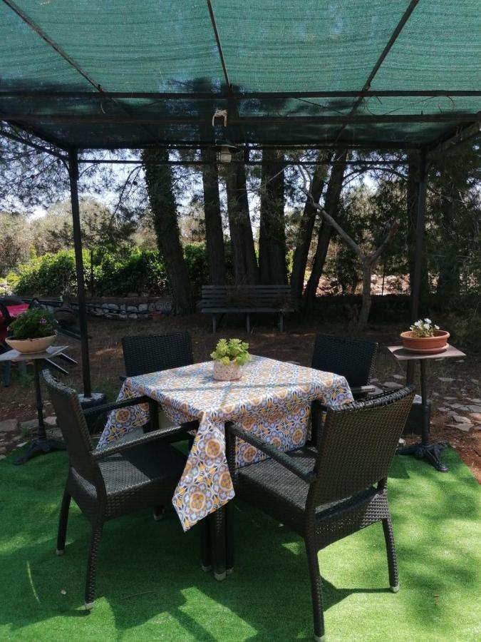Couette-café L'isola Felice E Trulli Sotto Le Stelle Castellana Grotte