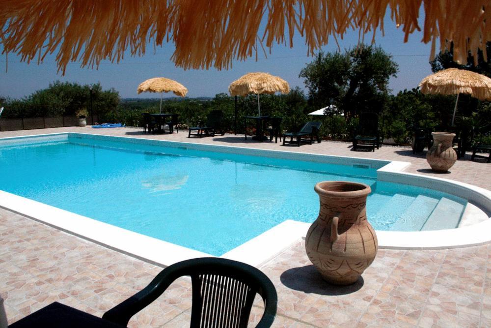 Couette-café L'isola Felice E Trulli Sotto Le Stelle 3*