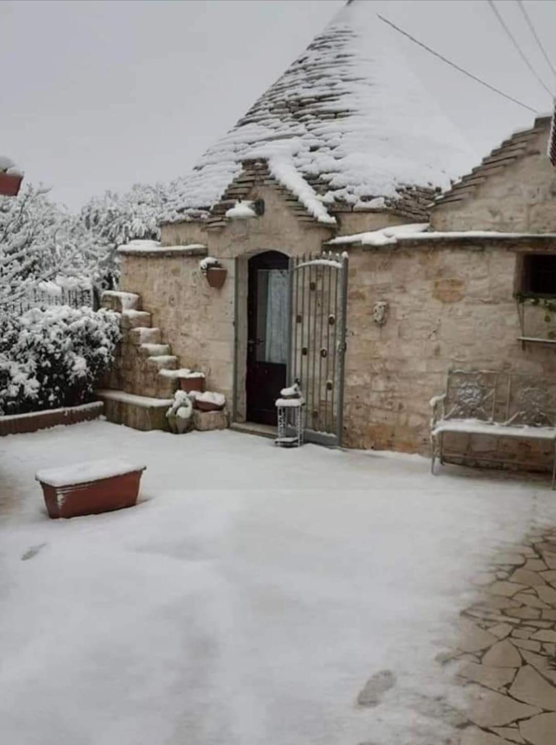 Couette-café L'isola Felice E Trulli Sotto Le Stelle 3*